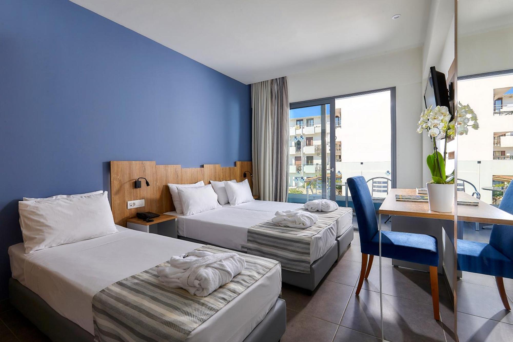 Pollis Hotel 赫索尼索斯 外观 照片