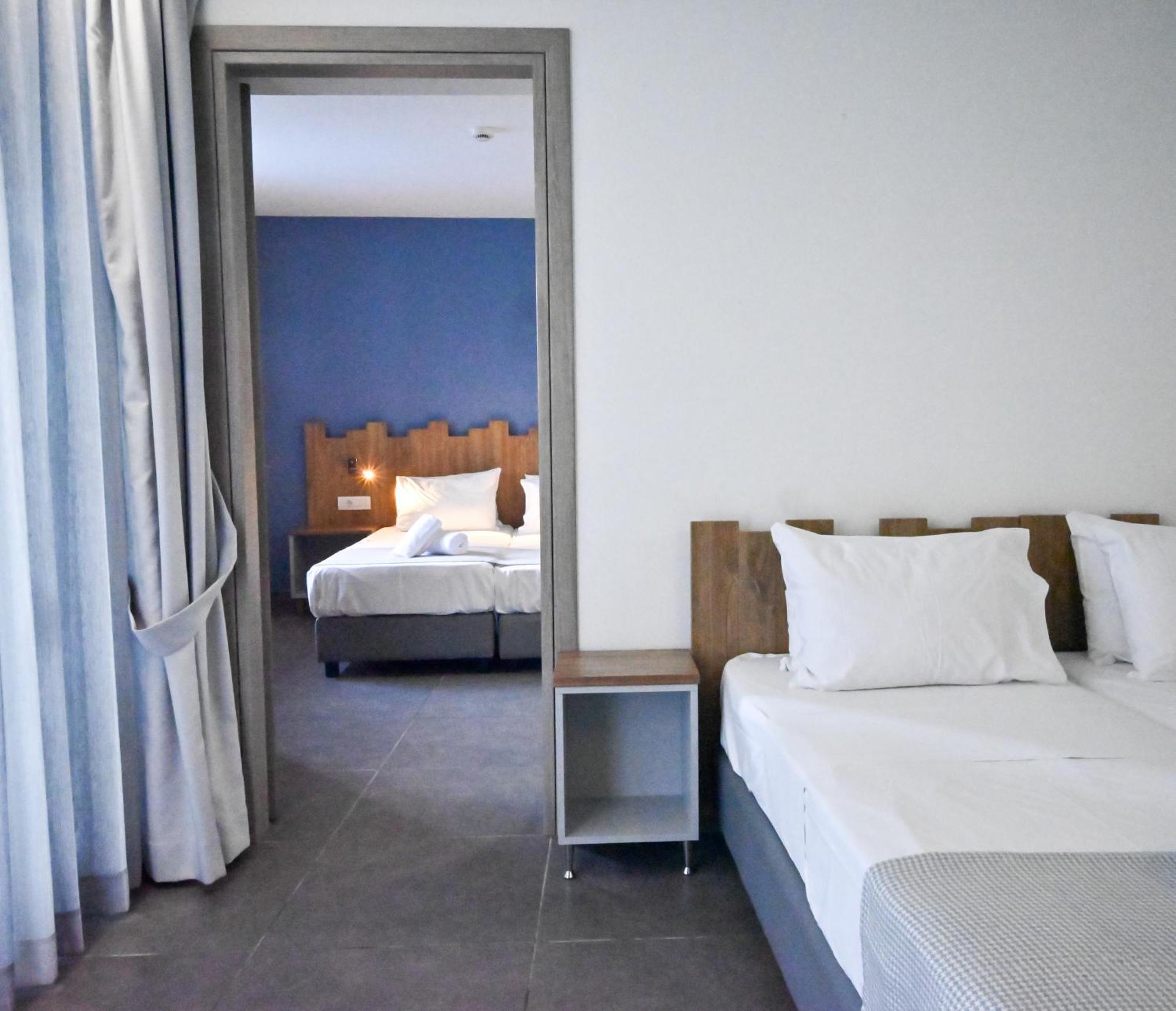 Pollis Hotel 赫索尼索斯 外观 照片