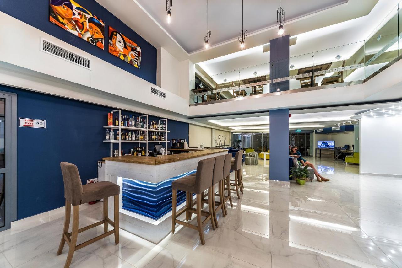 Pollis Hotel 赫索尼索斯 外观 照片